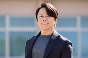 西川貴教（eye）