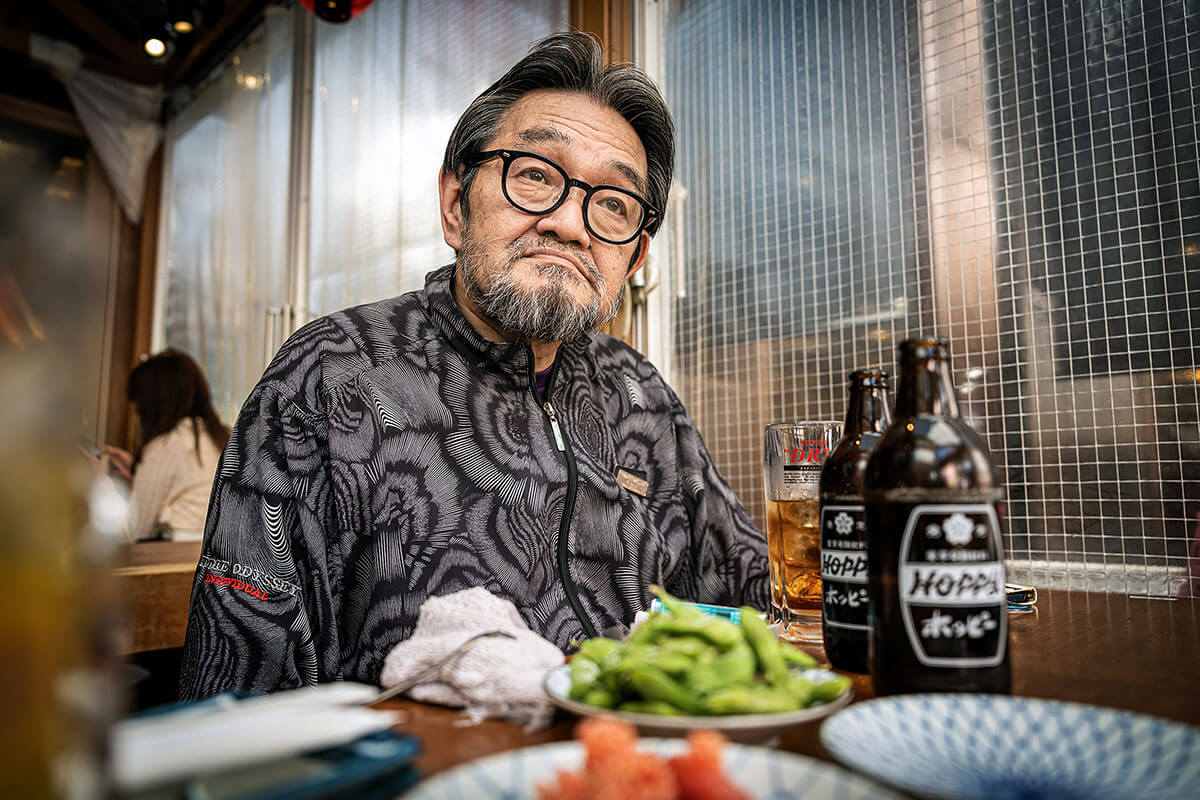 「62歳・住所不定・無職」で鮮烈デビュー “ホームレス作家”赤松利市さん死去 担当編集者、親交のあった女優らが語る意外な素顔